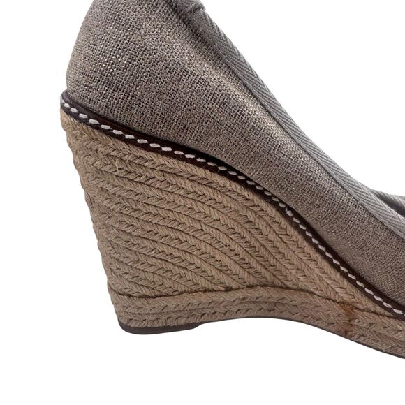 Tory Burch Jackie Charm Logo Peep Toe Wedge Espadrille Heel Gold/Beige 9B - Picture 7 of 16